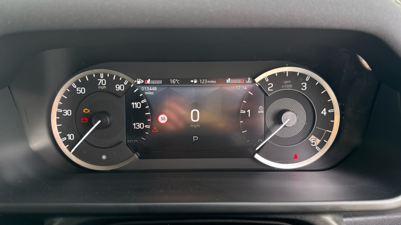 Land Rover Defender 90 Diesel 3.0 D200 Hard Top Auto